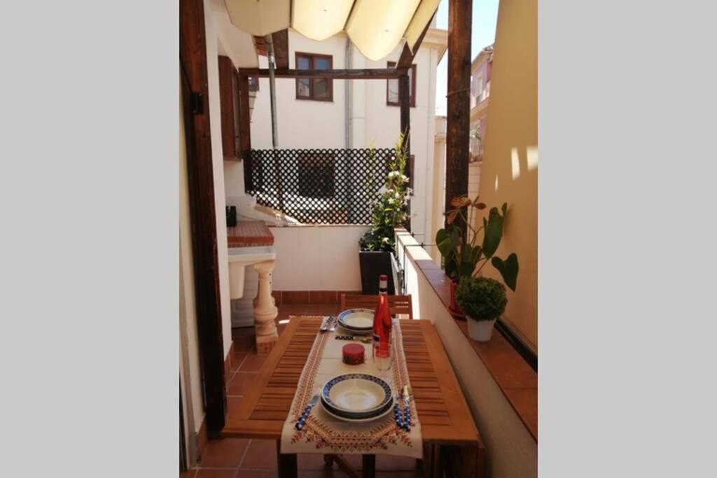 Apartmán Atico Exclusivo En El Centro De Granada Exteriér fotografie